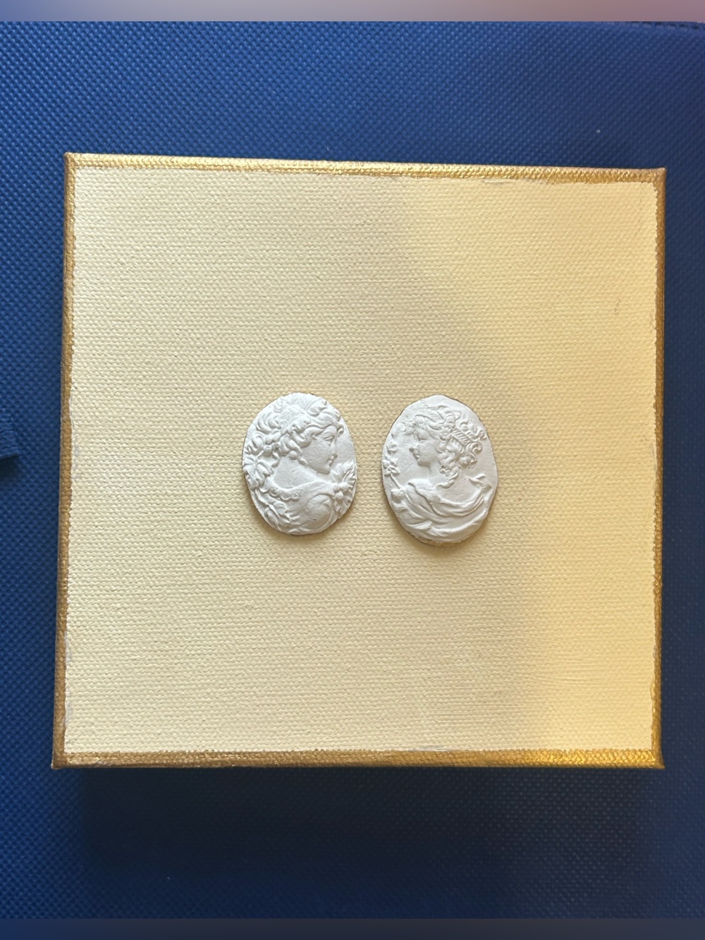 Vintage Style Cameo Canvas Wall Art 3D Relief Decor - Picture 5 of 6